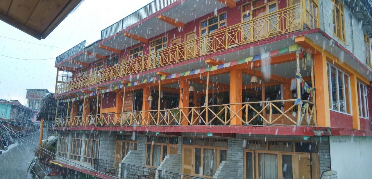 Rasta Cafe And Lodge Manāli Esterno foto